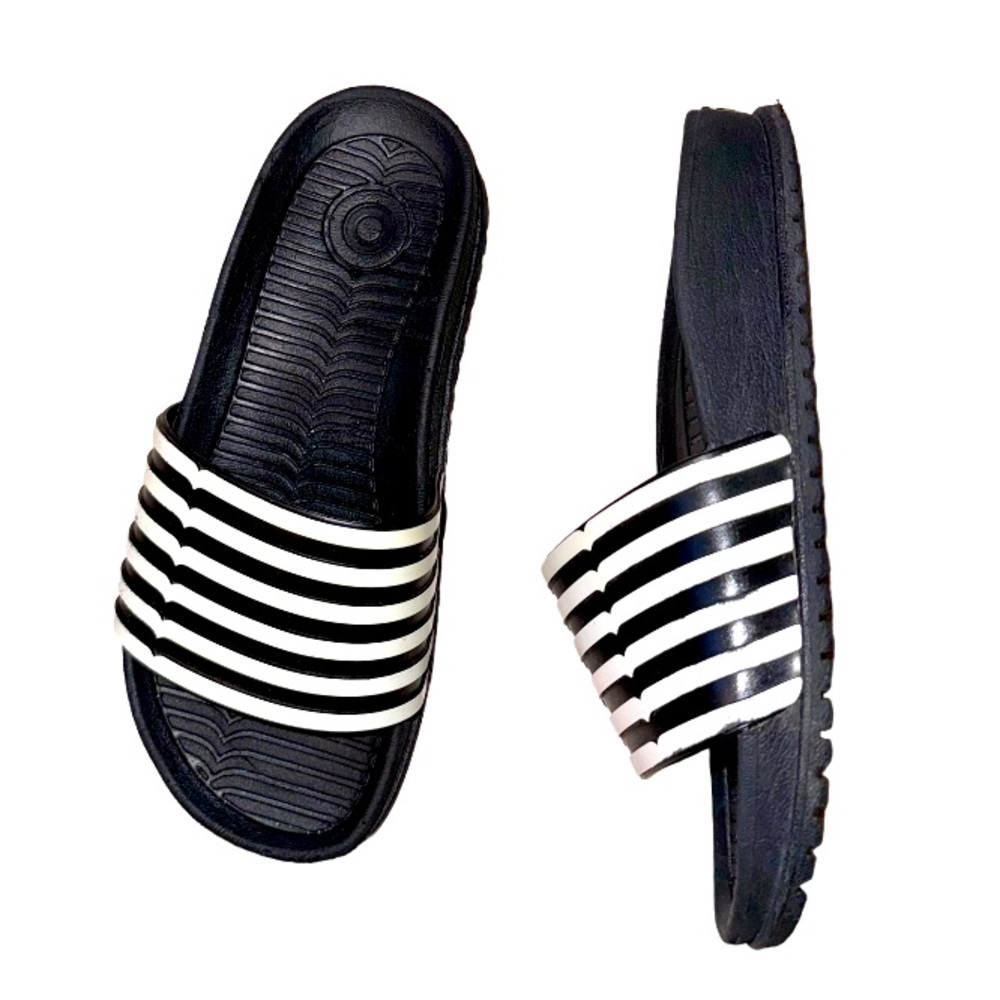 HUNTER boots brand youth boys unisex pool slides flip flops size  13